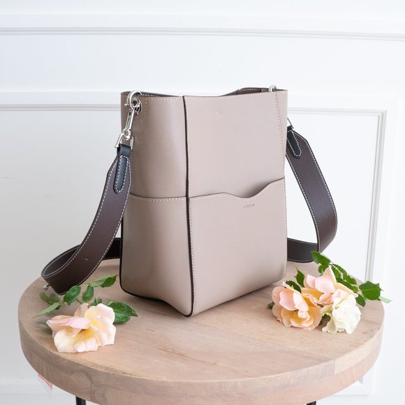 *NEW* The Jordan Leather Bucket Bag - Pale Rose - Picture 5 of 7